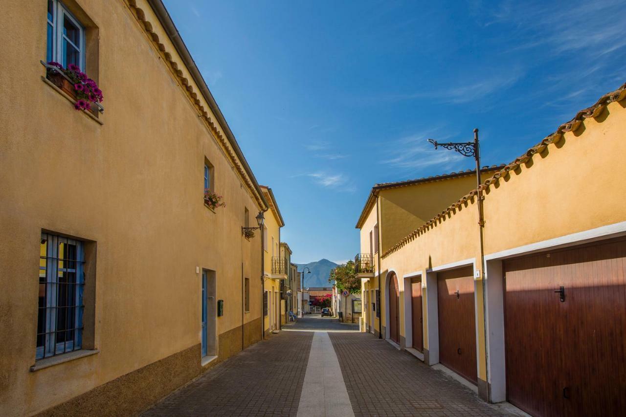 Bed and Breakfast Ventanas Villamassargia Exterior foto